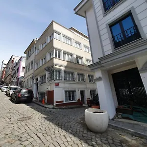 Efe Estambul